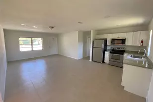 1654 43rd St, West Palm Beach, FL 33407 - Photo 2