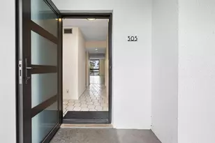 2707 NE 14th Street Causeway, Pompano Beach, FL 33062 - Photo 2