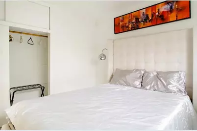 20515 Highland Lakes Boulevard, Miami, FL 33179 - Photo 24