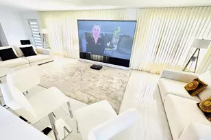 20515 Highland Lakes Blvd, Miami, FL 33179 - Photo 6