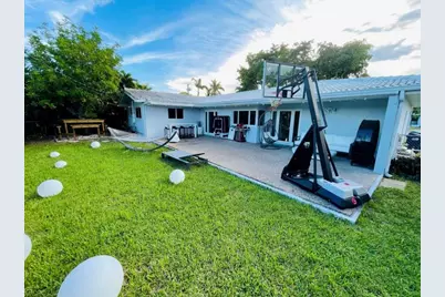 20515 Highland Lakes Boulevard, Miami, FL 33179 - Photo 2