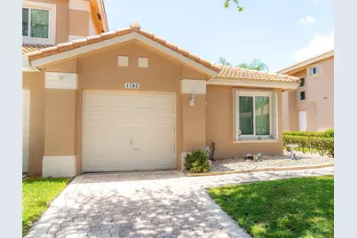 1102 SW 158th Avenue, Pembroke Pines, FL 33027 - Photo 1