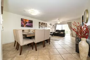 8821 NW 38th Dr, Coral Springs, FL 33065 - Photo 18