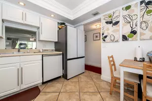 8821 NW 38th Dr, Coral Springs, FL 33065 - Photo 30