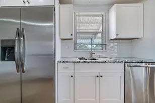 113 NW 52nd Ct, Deerfield Beach, FL 33064 - Photo 4
