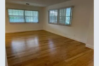 113 NW 52nd Court, Pompano Beach, FL 33064 - Photo 8