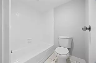 6100 S Falls Cir Dr, Lauderhill, FL 33319 - Photo 16