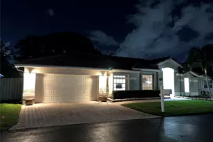 3433 Sands Harbor Trce, Pompano Beach, FL 33069 - Photo 12