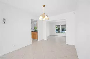 7005 NW 11th St, Margate, FL 33063 - Photo 16