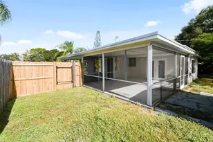 140 SE Serenata Ct, Port Saint Lucie, FL 34983 - Photo 4