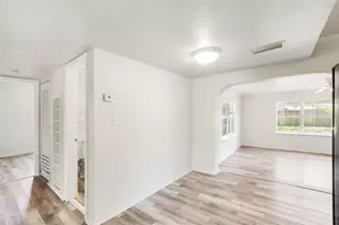 140 SE Serenata Ct, Port Saint Lucie, FL 34983 - Photo 10