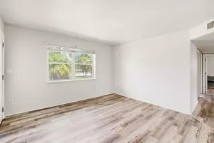 140 SE Serenata Ct, Port Saint Lucie, FL 34983 - Photo 8