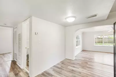 140 SE Serenata Court, Port Saint Lucie, FL 34983 - Photo 10