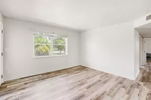 140 SE Serenata Ct, Port Saint Lucie, FL 34983 - Photo 8