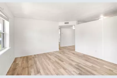 140 SE Serenata Court, Port Saint Lucie, FL 34983 - Photo 6