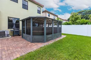 4851 NW 57th Ct, Tamarac, FL 33319 - Photo 8