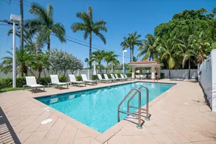 2325 SE 5th St, Pompano Beach, FL 33062 - Photo 4