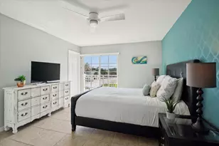 2325 SE 5th St, Pompano Beach, FL 33062 - Photo 12