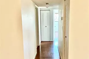 10429 E Clairmont Cir, Tamarac, FL 33321 - Photo 4