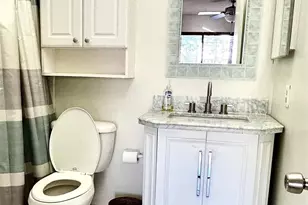 10429 E Clairmont Cir, Tamarac, FL 33321 - Photo 8