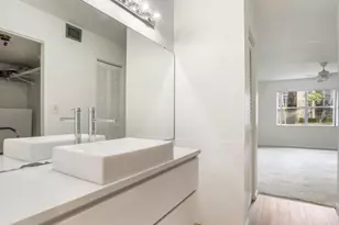 6201 N Falls Cir Dr, Lauderhill, FL 33319 - Photo 16