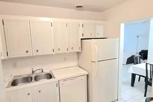 2230 NE 56th Pl, Fort Lauderdale, FL 33308 - Photo 8