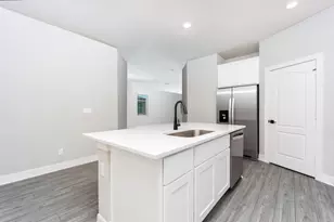 1809 Celebration Dr, Fort Pierce, FL 34947 - Photo 4