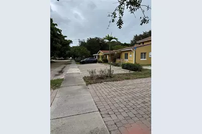 1848 SE 1st Avenue, Fort Lauderdale, FL 33316 - Photo 4