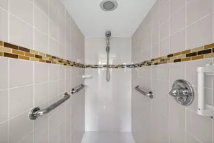 2112 S Cypress Bend Dr, Pompano Beach, FL 33069 - Photo 22