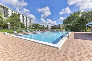 2112 S Cypress Bend Dr, Pompano Beach, FL 33069 - Photo 48