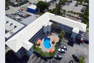 120 NE 20 Avenue #12, Deerfield Beach, FL 33441 - Photo 2