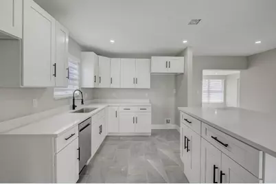 520 SW 13th Place, Deerfield Beach, FL 33441 - Photo 12