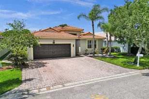 5445 NW 122nd Dr, Coral Springs, FL 33076 - Photo 4
