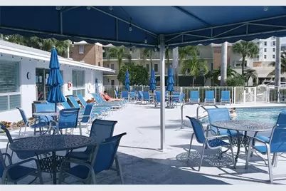 465 Paradise Isle Boulevard #207, Hallandale Beach, FL 33009 - Photo 18