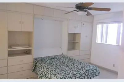 465 Paradise Isle Boulevard #307, Hallandale Beach, FL 33009 - Photo 10