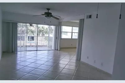 465 Paradise Isle Boulevard #307, Hallandale Beach, FL 33009 - Photo 4
