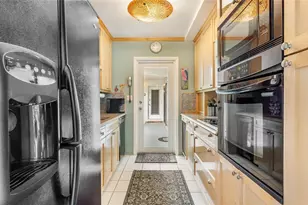 180 Isle of Venice Dr, Fort Lauderdale, FL 33301 - Photo 6