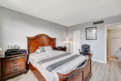 5860 NW 64th Avenue #201, Tamarac, FL 33319 - Photo 12