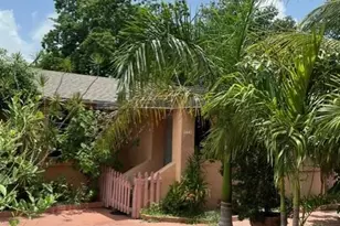 2441 NW 104th St, Miami, FL 33147 - Photo 2