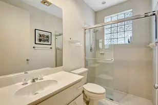11917 Fountainside Cir, Boynton Beach, FL 33437 - Photo 36