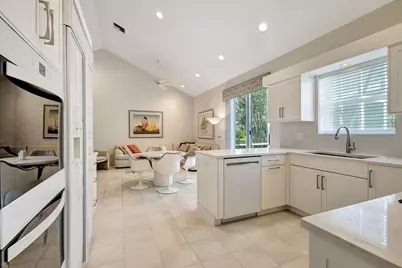 11917 Fountainside Circle, Boynton Beach, FL 33437 - Photo 24