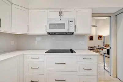 11917 Fountainside Circle, Boynton Beach, FL 33437 - Photo 26