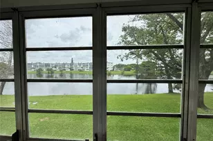 2029 Cambridge B, Deerfield Beach, FL 33442 - Photo 10