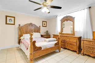 3725 NE 169th St, North Miami Beach, FL 33160 - Photo 8