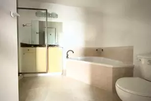 1830 Radius Dr, Hollywood, FL 33020 - Photo 10