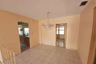 4290 NW 41st Terrace, Lauderdale Lakes, FL 33319 - Photo 6