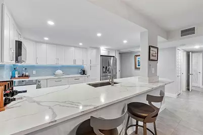 1150 Hillsboro Mile #905, Pompano Beach, FL 33062 - Photo 18