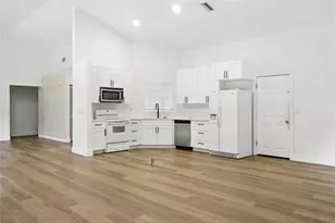 5172 NW 53rd Ave, Coconut Creek, FL 33073 - Photo 6