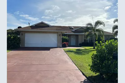 2232 SE Longhorn Avenue, Port Saint Lucie, FL 34952 - Photo 2