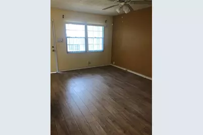151 SW 135th Terrace #203T, Hollywood, FL 33027 - Photo 6